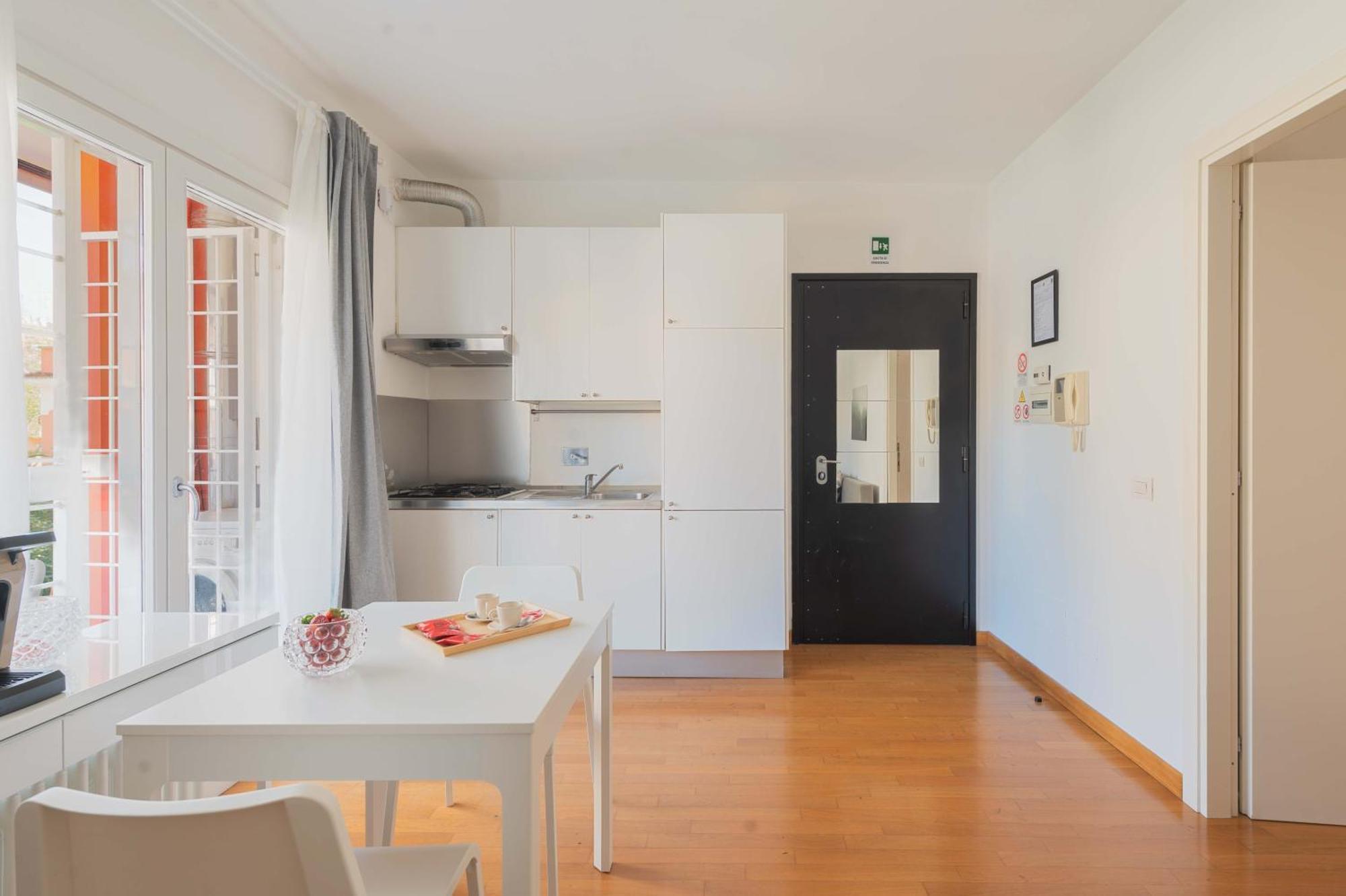 Loverhome 3 * Rom